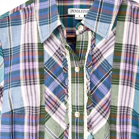 NWOT Pendleton Plaid Button-Down Blouse with Ruffle Detail Size Small - Picture 2 of 8